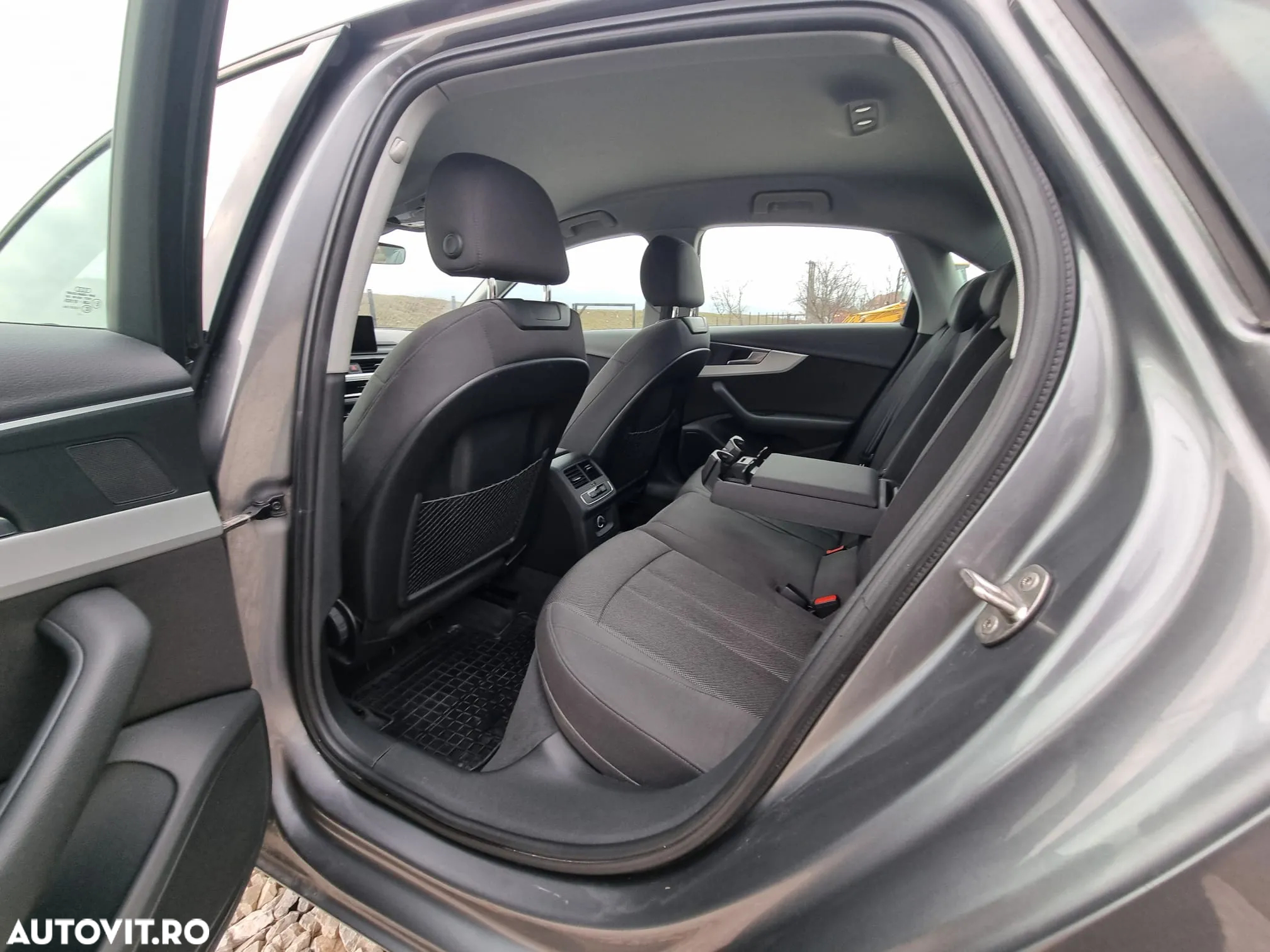 Audi A4 Avant 2.0 TDI S tronic Sport - 16