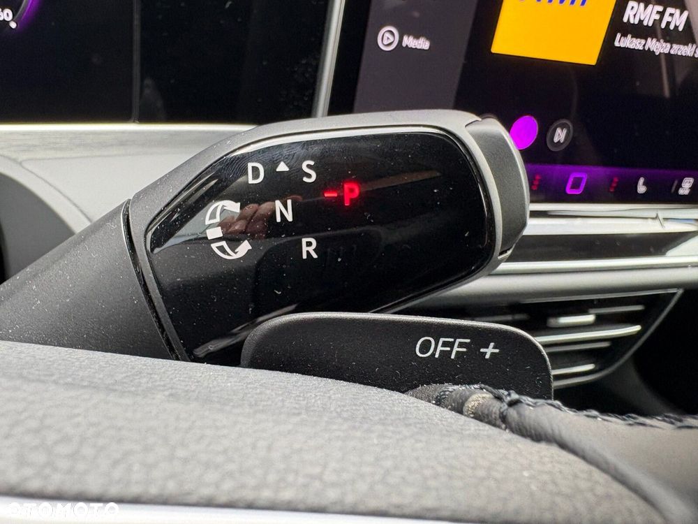 Volkswagen Passat Variant 2.0 TDI EVO Elegance DSG - 30