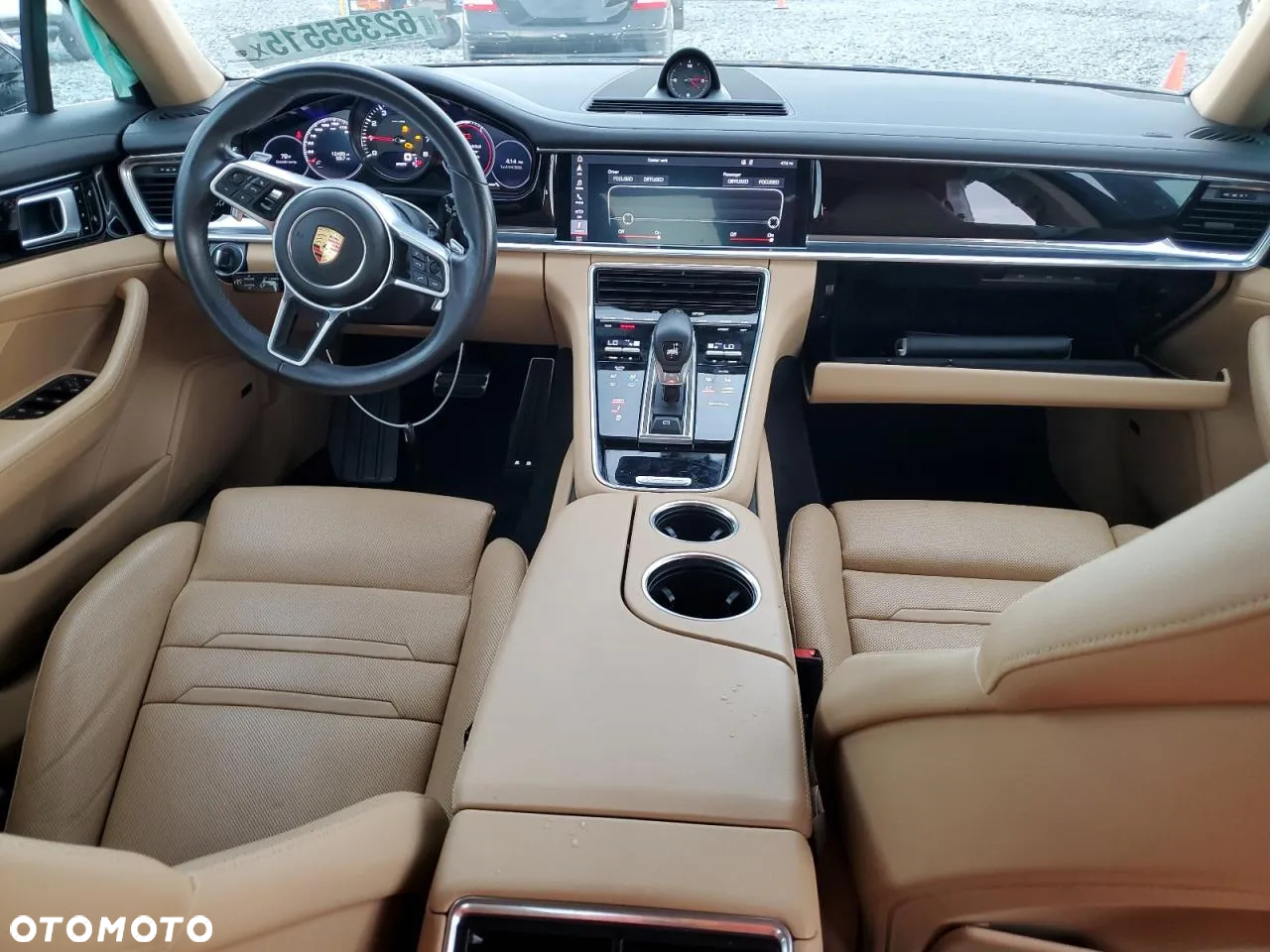 Porsche Panamera Standard - 8