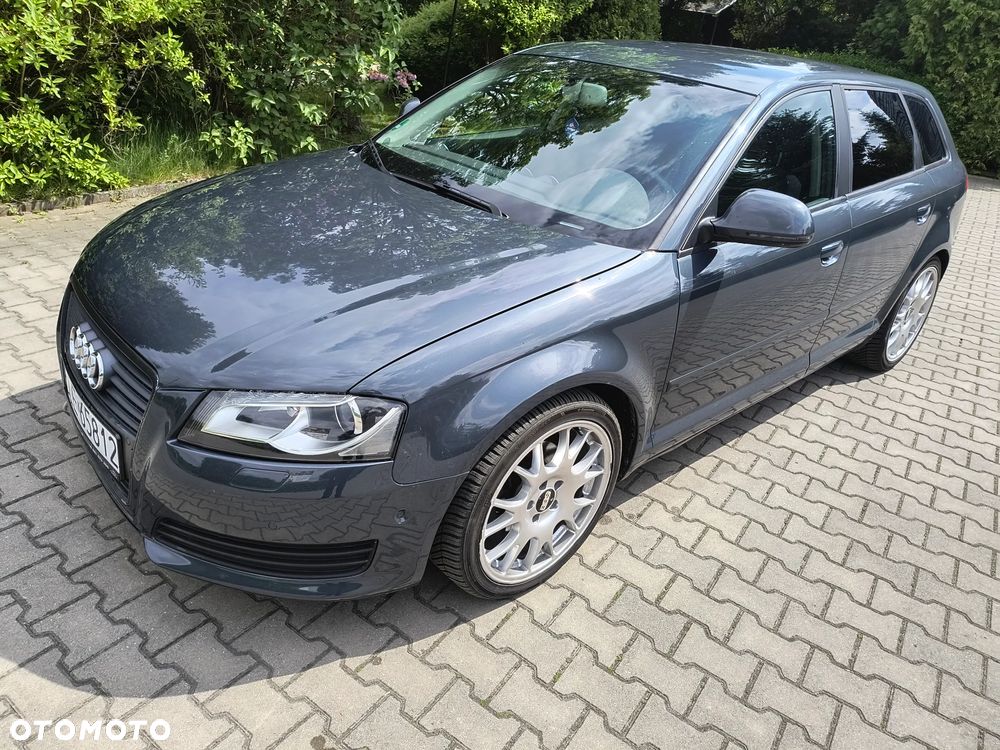 Audi A3 Sportback - 3
