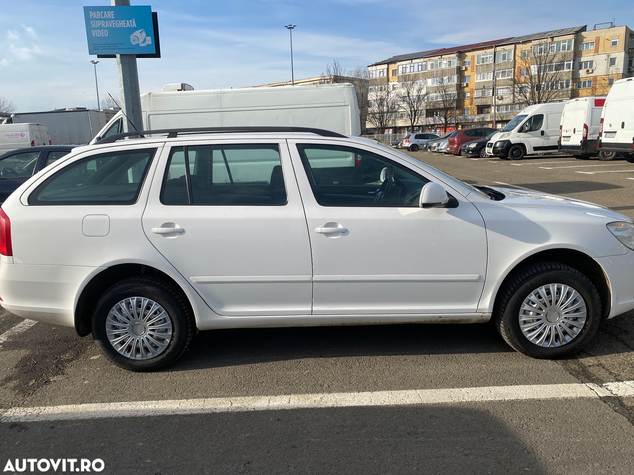 Skoda Octavia Combi 2.0 TDI DPF Ambient 4x4 - 4