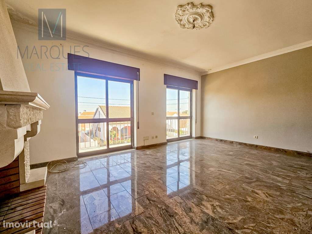 Apartamento T4 com Terraço em Gaio Rosário - Moita - Grande imagem: 2/16