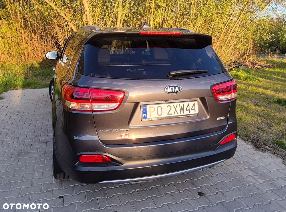 Kia Sorento - 9