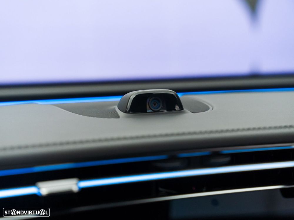 Mercedes-Benz E 300 - 31