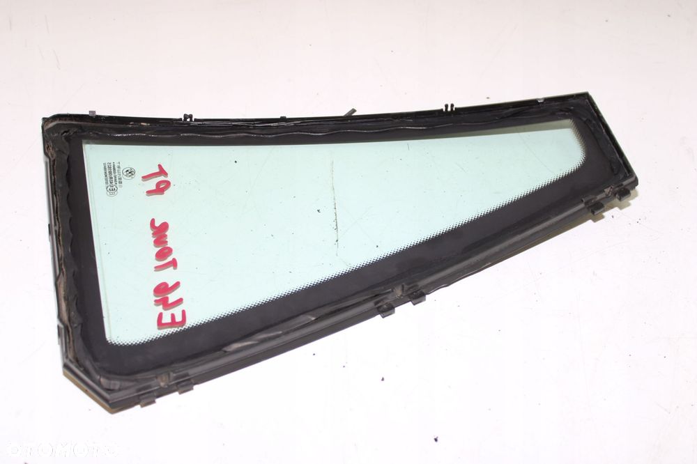 BMW E46 KOMBI SZYBA DRZWI TRÓJKĄT PRAWY TYŁ - 3