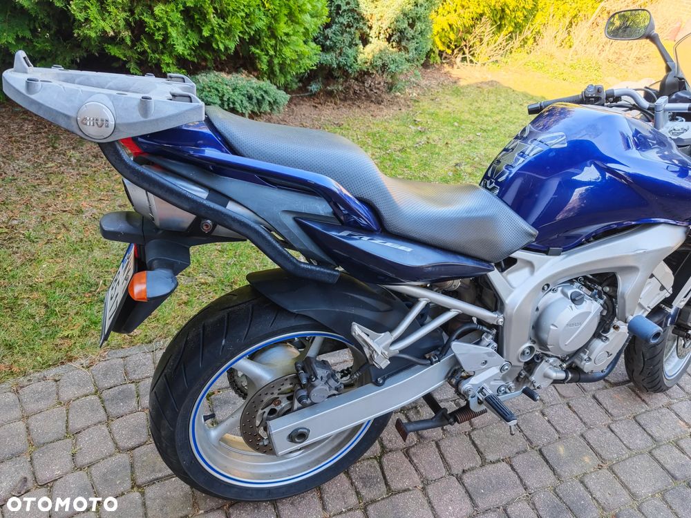Yamaha FZ6 - 16
