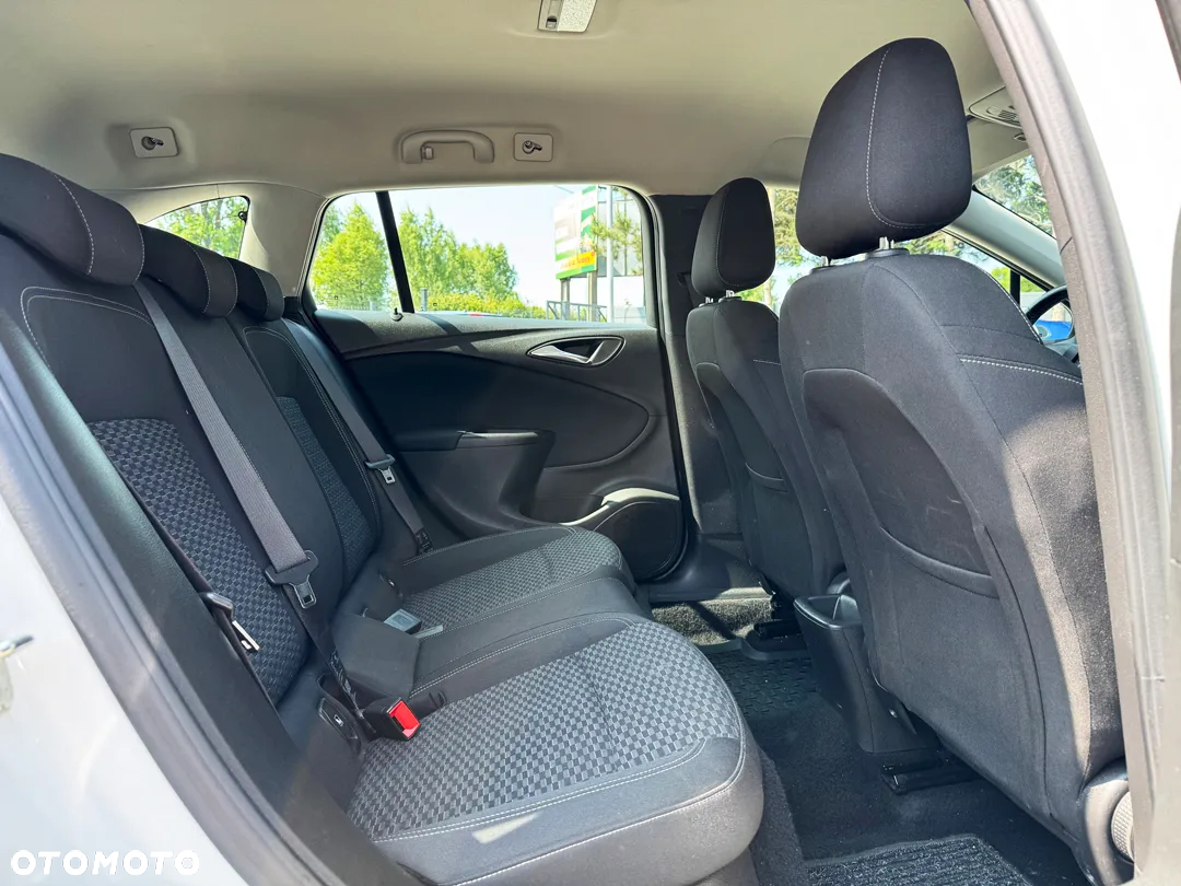 Opel Astra 1.6 D (CDTI) Sports Tourer Business - 31