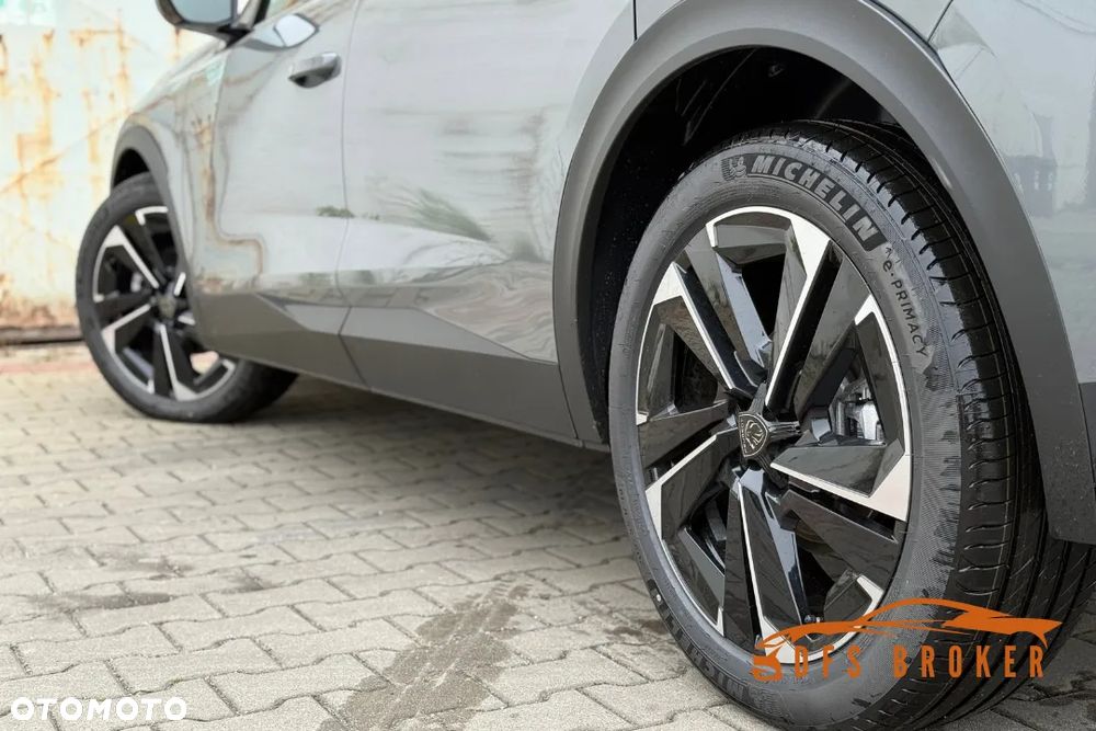 Peugeot 408 1.2 PureTech mHEV Allure S&S e-DSC6 - 18