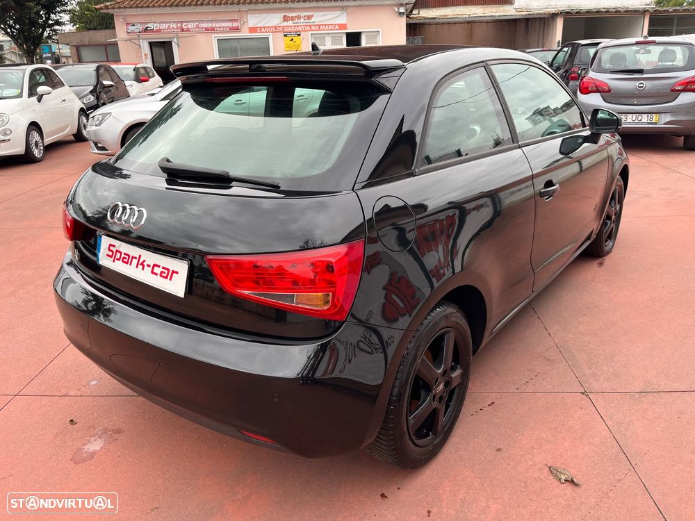 Audi A1 1.2 TFSI Attraction - 4