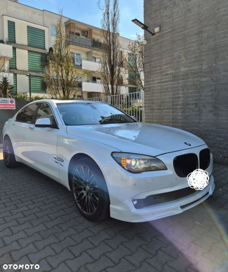 BMW Seria 7 750i xDrive - 12