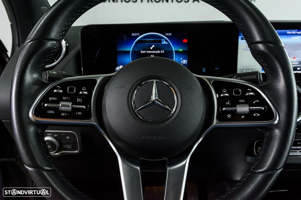 Mercedes-Benz GLA 250 - 16