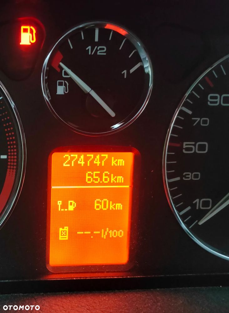 Peugeot 407 1.6 HDI SR Komfort EU4 - 30
