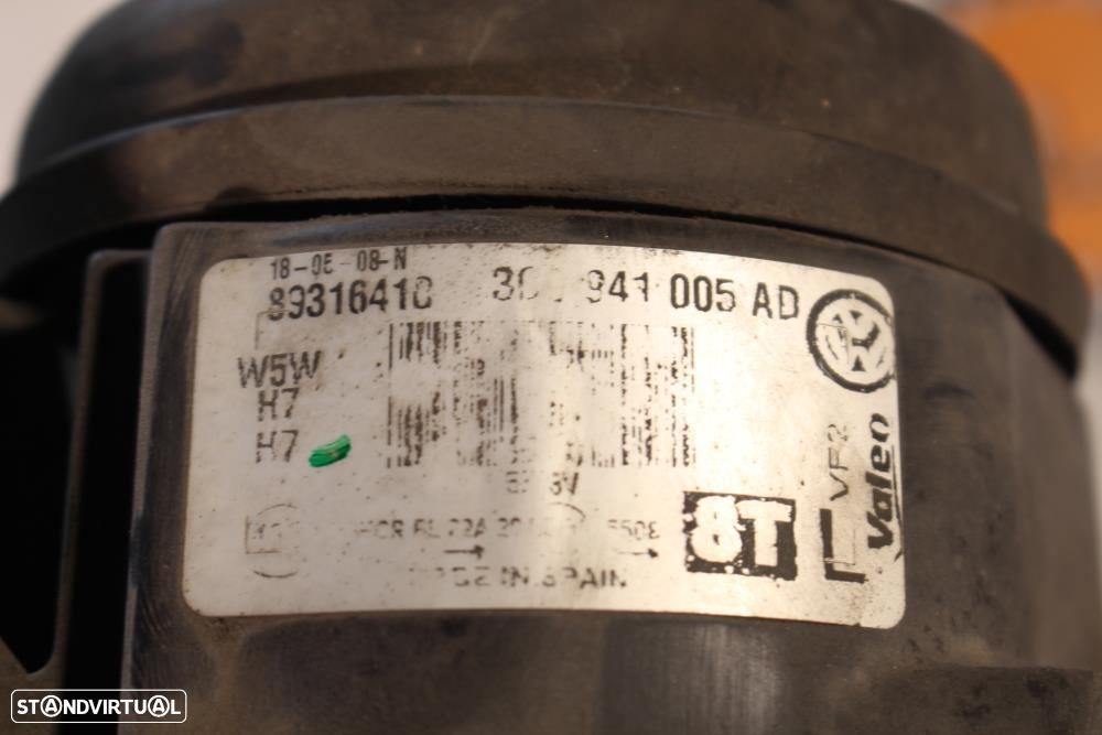 Ótica / Farol Esquerdo Volkswagen Passat (3C2)  3C0941005ad / 89316410 - 8