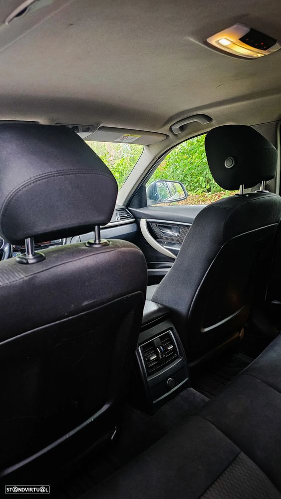 BMW 318 d Advantage Auto - 24