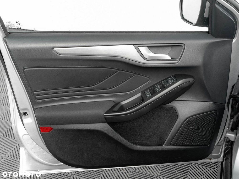 Ford Focus 1.5 EcoBlue Titanium X - 11