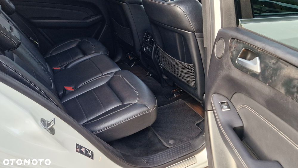 Mercedes-Benz ML 350 BlueTEC 4MATIC 7G-TRONIC - 22