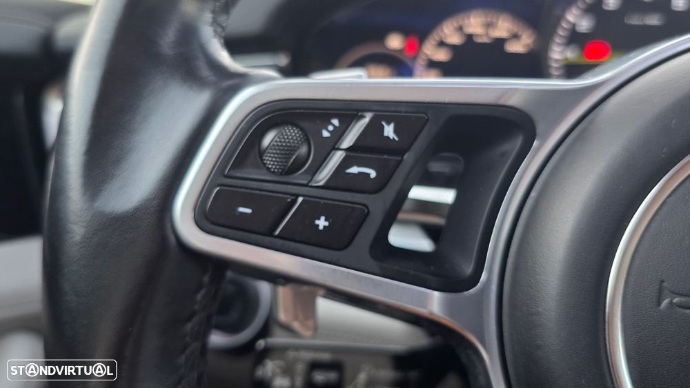 Porsche Panamera Sport Turismo 4 E-Hybrid Platinum Edition - 21