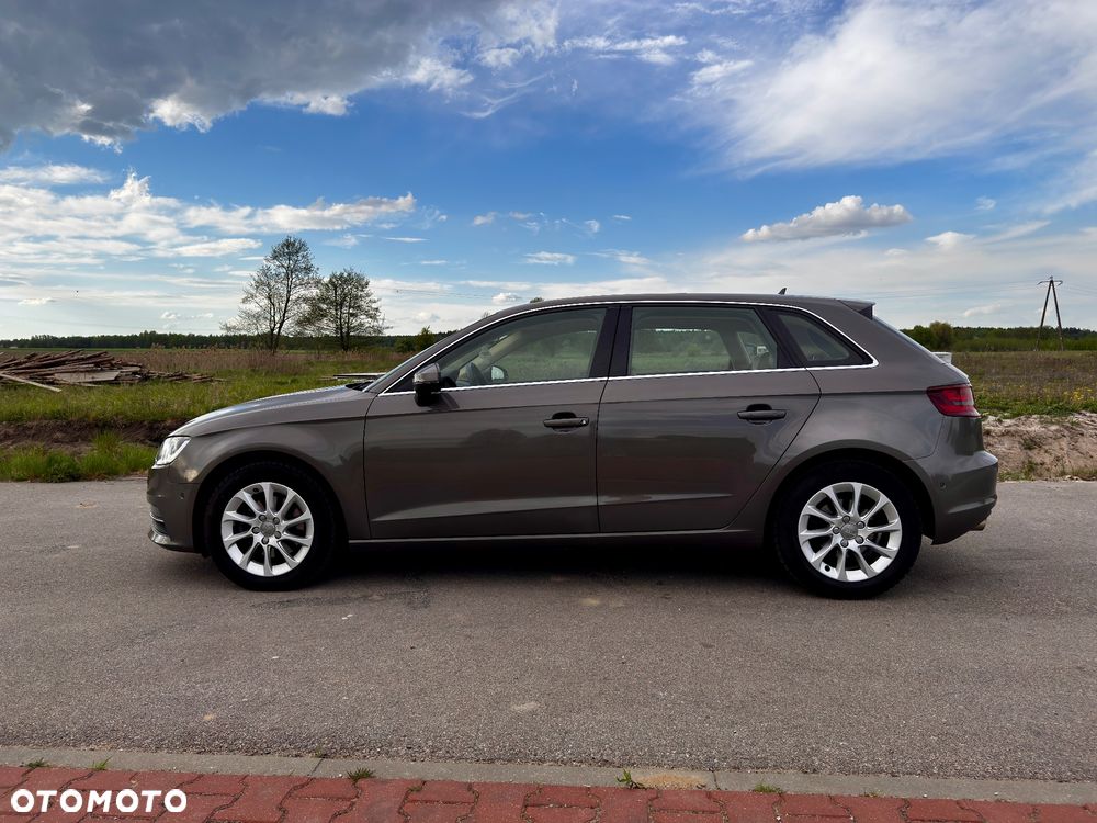 Audi A3 Sportback 2.0 TDI Attraction - 4