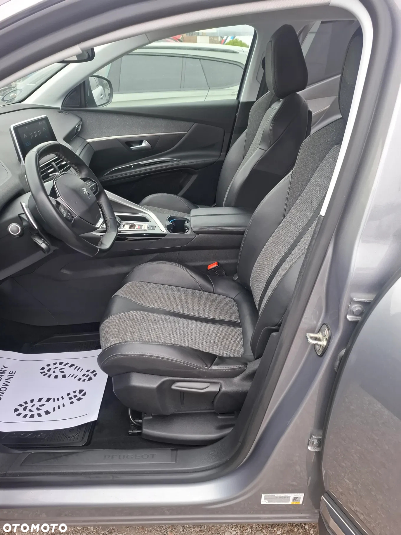 Peugeot 5008 1.5 BlueHDi GT S&S EAT8 - 28