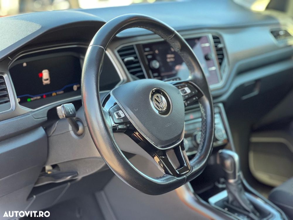 Volkswagen T-Roc - 6