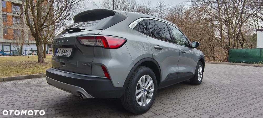 Ford Kuga 2.5 Duratec FHEV TITANIUM - 3