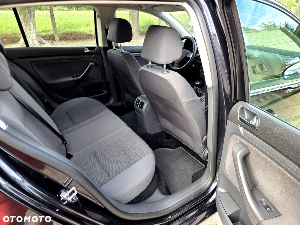 Volkswagen Golf 1.6 Edition - 21