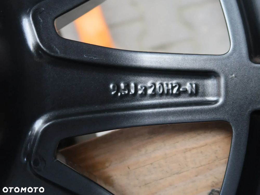 236 Felga Aluminiowa Mercedes A2234011900 9,5x20 et33,5 - 5