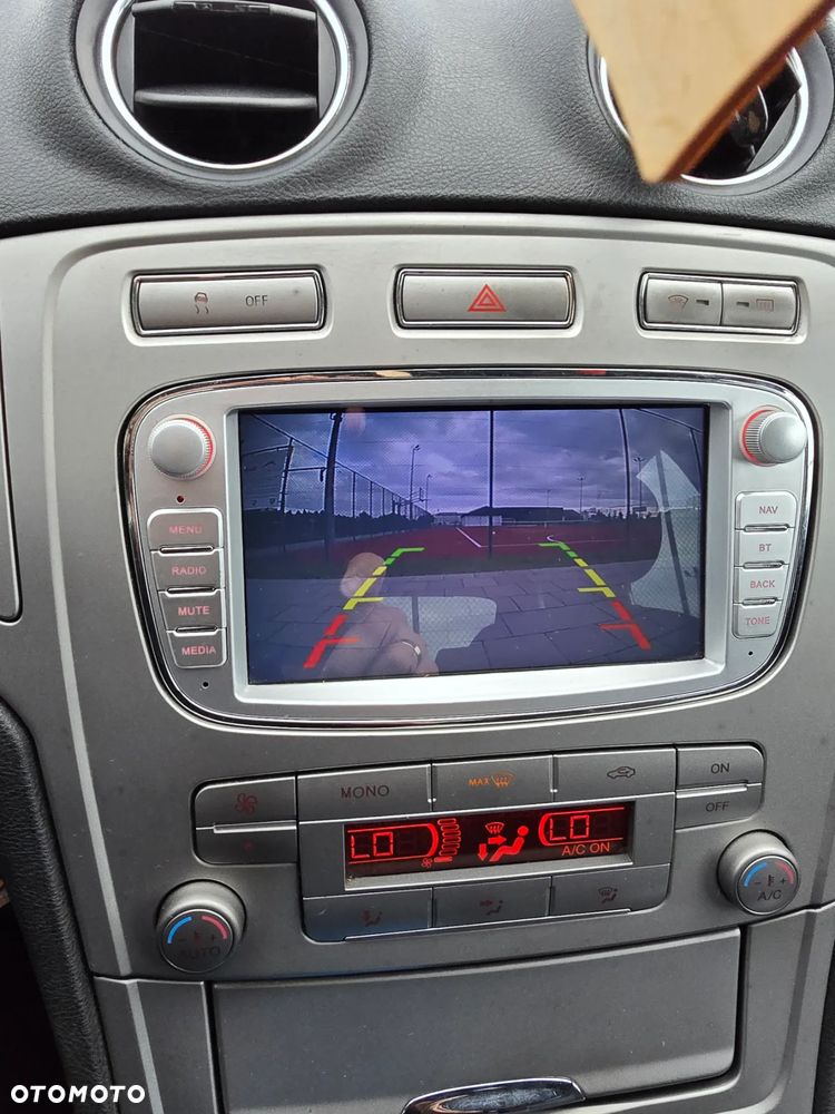 Ford Mondeo 1.8 TDCi Ambiente - 10