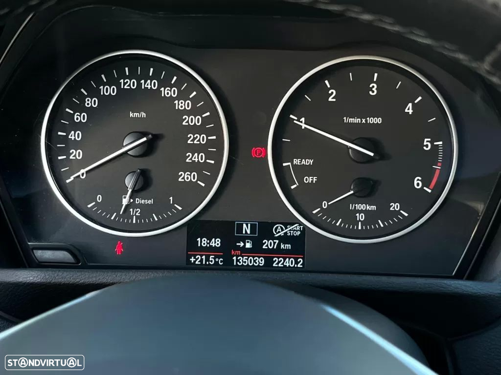 BMW X1 16 d sDrive Line xLine - 21