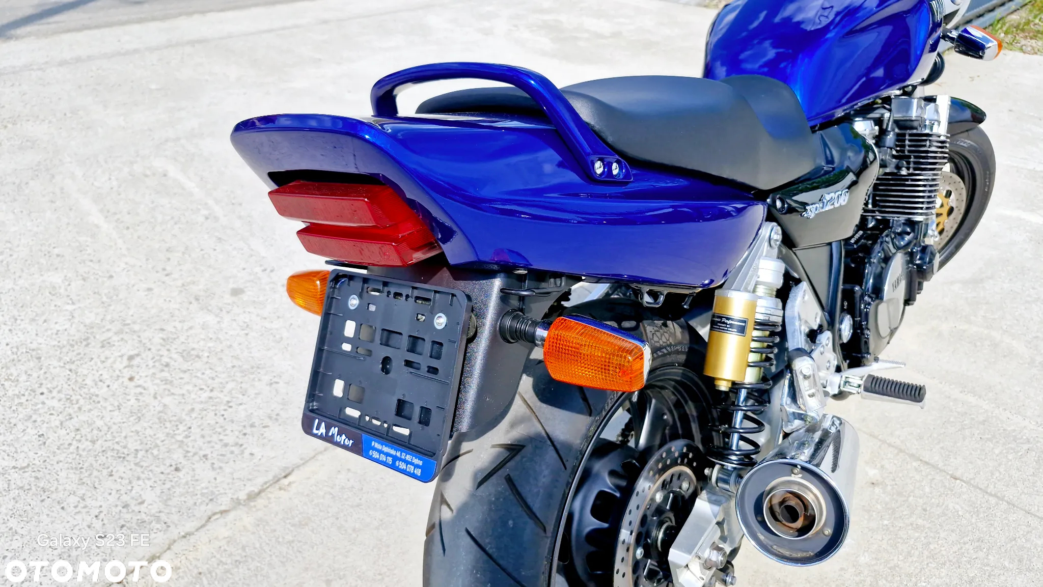 Yamaha XJR - 11