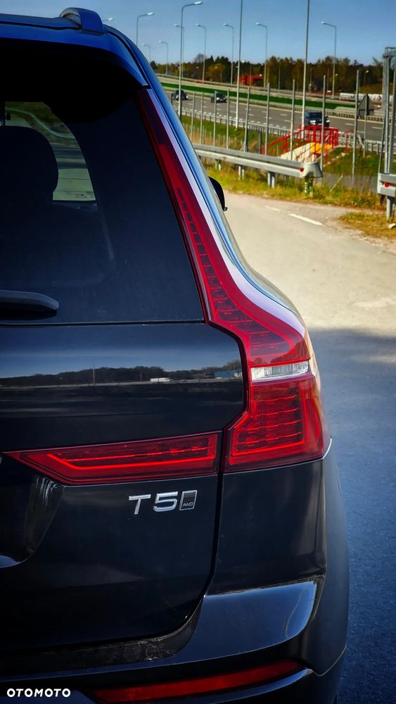 Volvo XC 60 T5 AWD Geartronic Momentum - 13