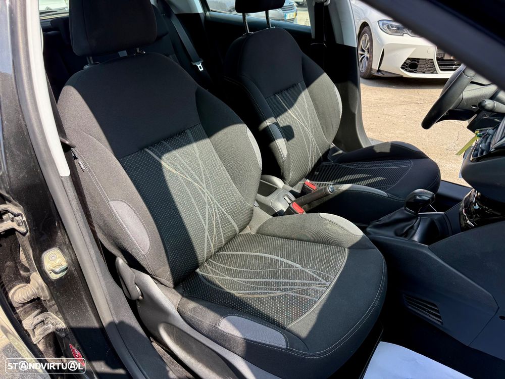 Peugeot 208 1.2 PureTech Style - 39