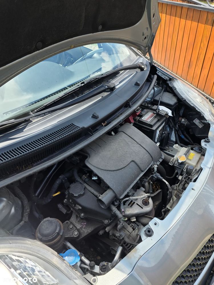 Toyota Yaris 1.0 Terra A/C - 11