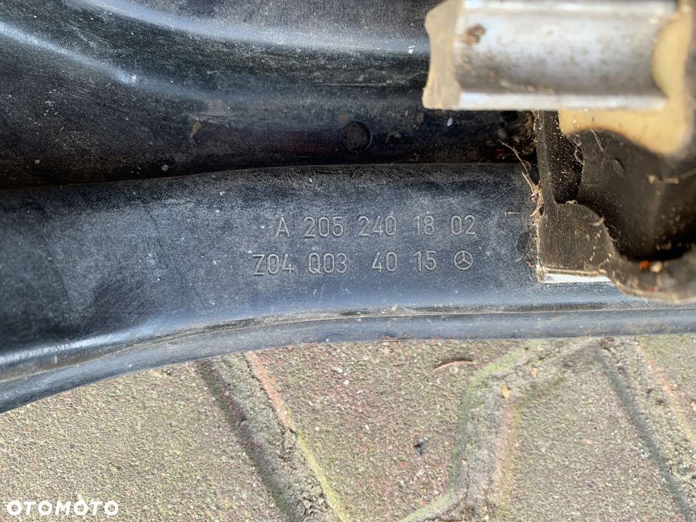 MERCEDES C-KLASA W205 2.2 CDI 2014- ŁAPA PODUSZKA PODPORA SKRZYNI BIEGÓW - 3