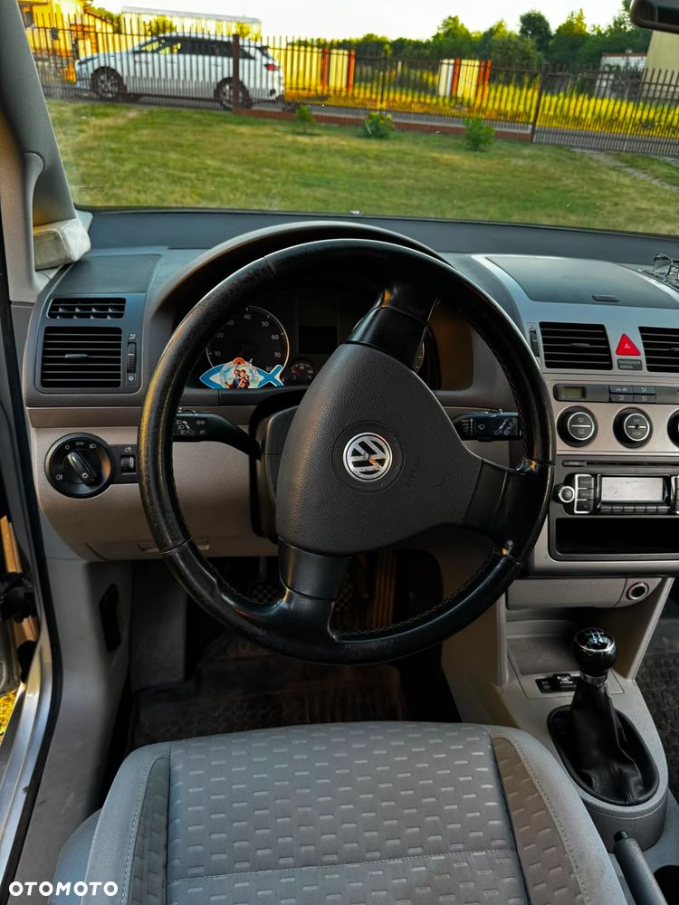 Volkswagen Touran 1.6 Trendline - 10
