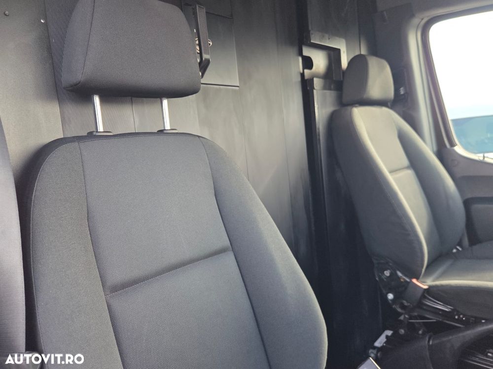 Mercedes-Benz Sprinter L3H2 - 22