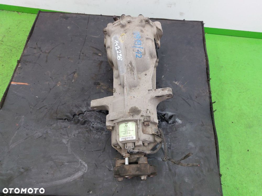 Most tylny TYŁ DYFER Hyundai Santa Fe II 2006-2012 4X4 AUTOMAT 47800-39300 - 2