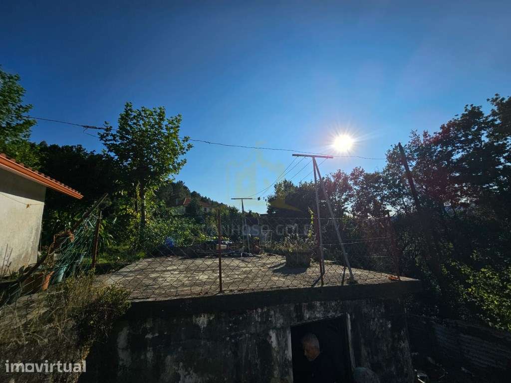 Moradia para Recuperar em Cantelães, Vieira do Minho - Oportunidade... - Grande imagem: 2/16