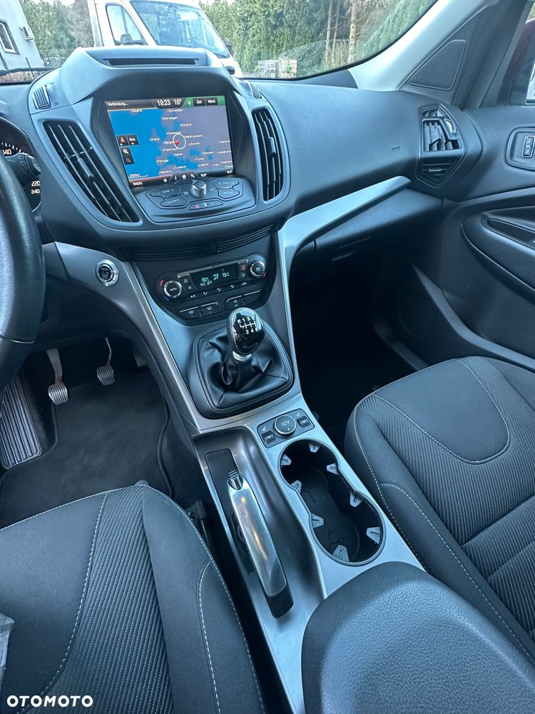Ford Kuga 1.5 EcoBoost 2x4 Business Edition - 8