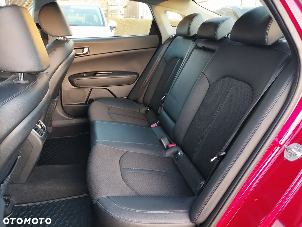 Kia Optima 1.6 T-GDI L DCT - 16