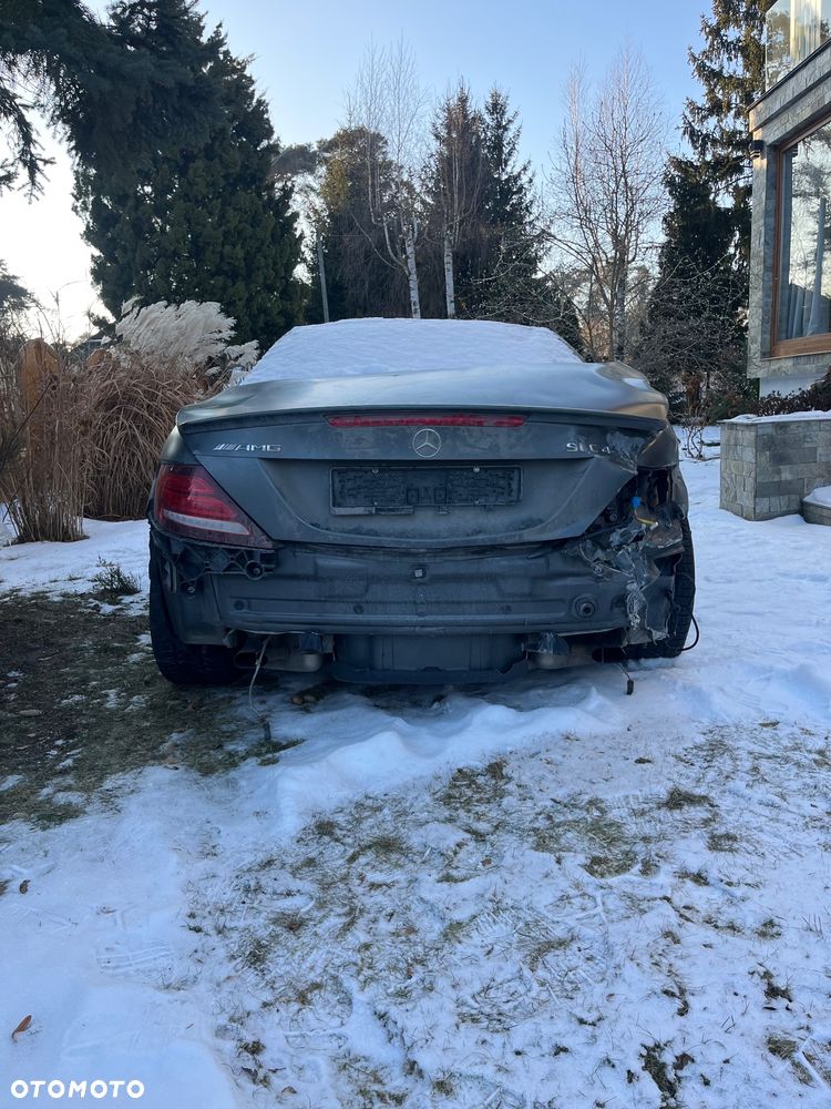 Mercedes-Benz SLC AMG 43 9G-TRONIC - 5