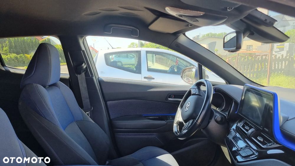Toyota C-HR Business-Edition - 21