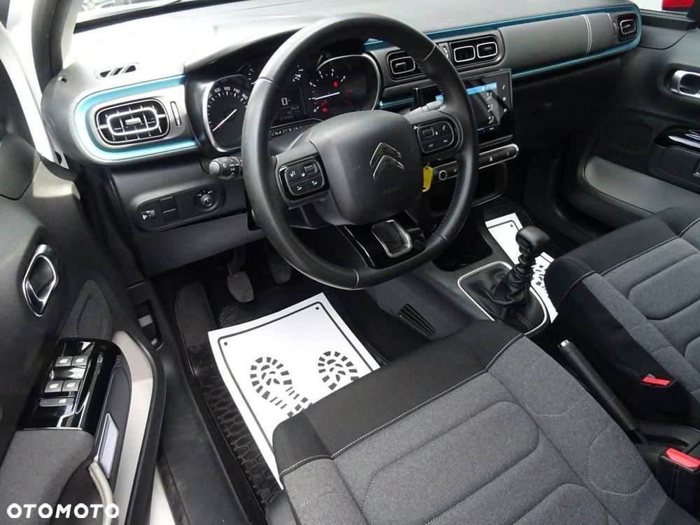 Citroën C3 1.2 PureTech Shine - 10