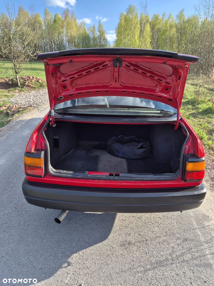 Volkswagen Passat 1.8 CL - 5