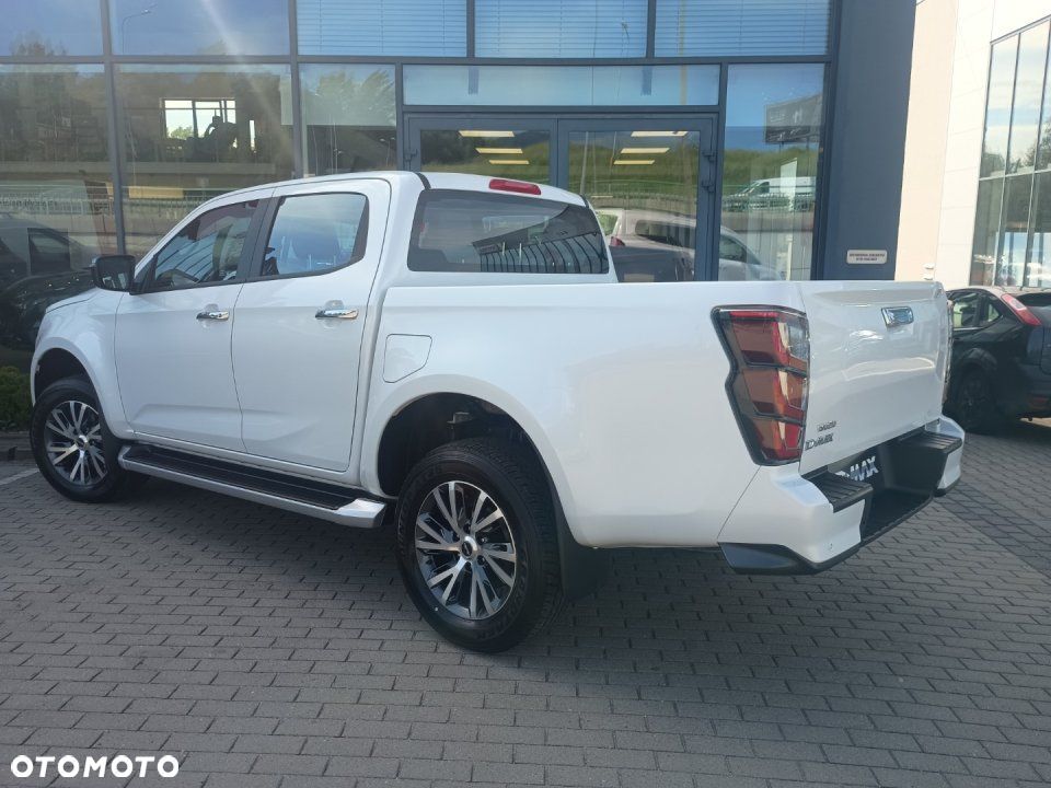 Isuzu D-Max - 8