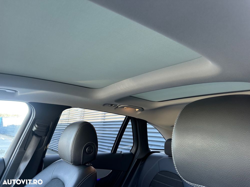 Mercedes-Benz GLC - 38