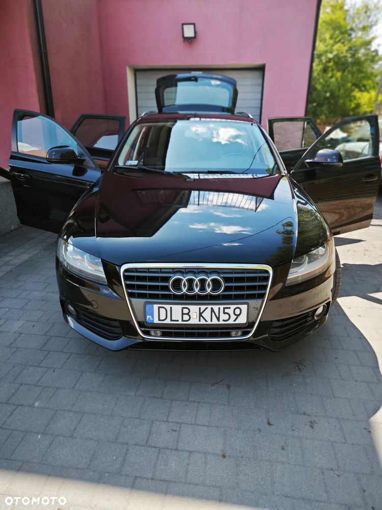 Audi A4 Avant 2.0 TDI - 1