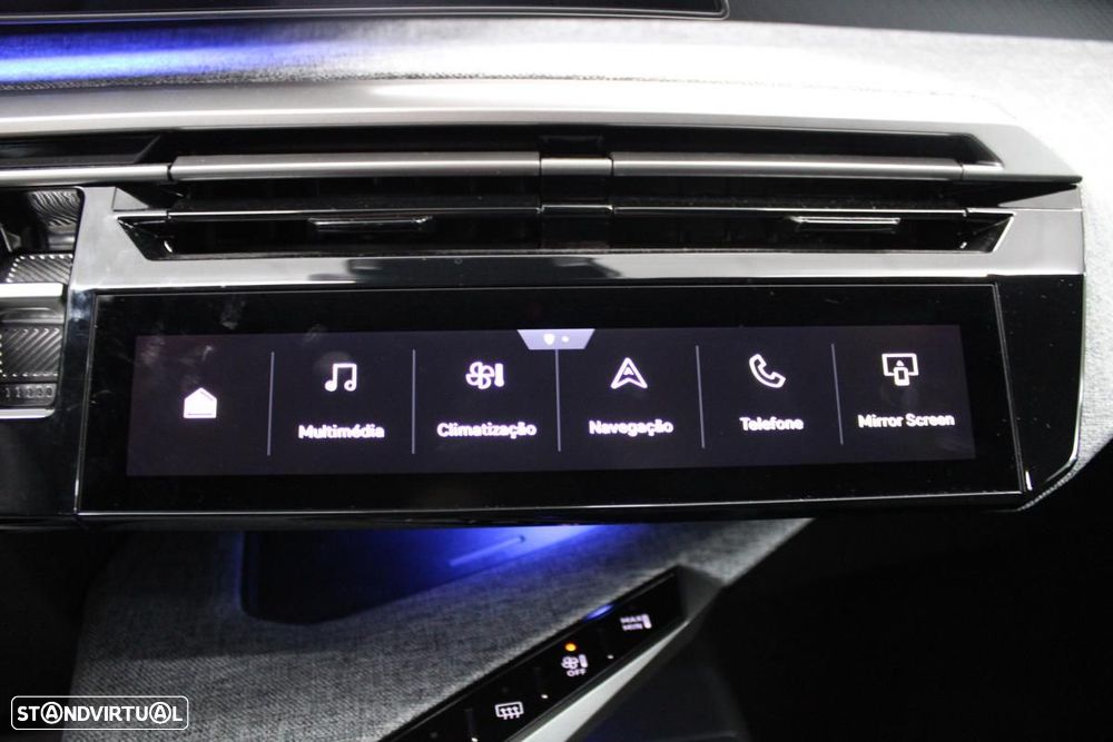 Peugeot E-3008 73 kWh Allure - 23