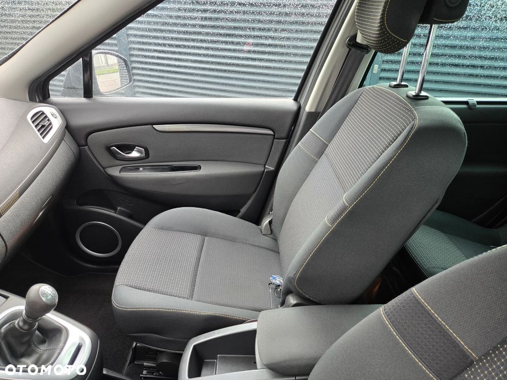 Renault Scenic 1.6 Confort Authentique - 8