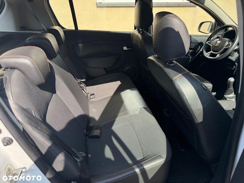 Dacia Sandero TCe 90 Celebration - 26